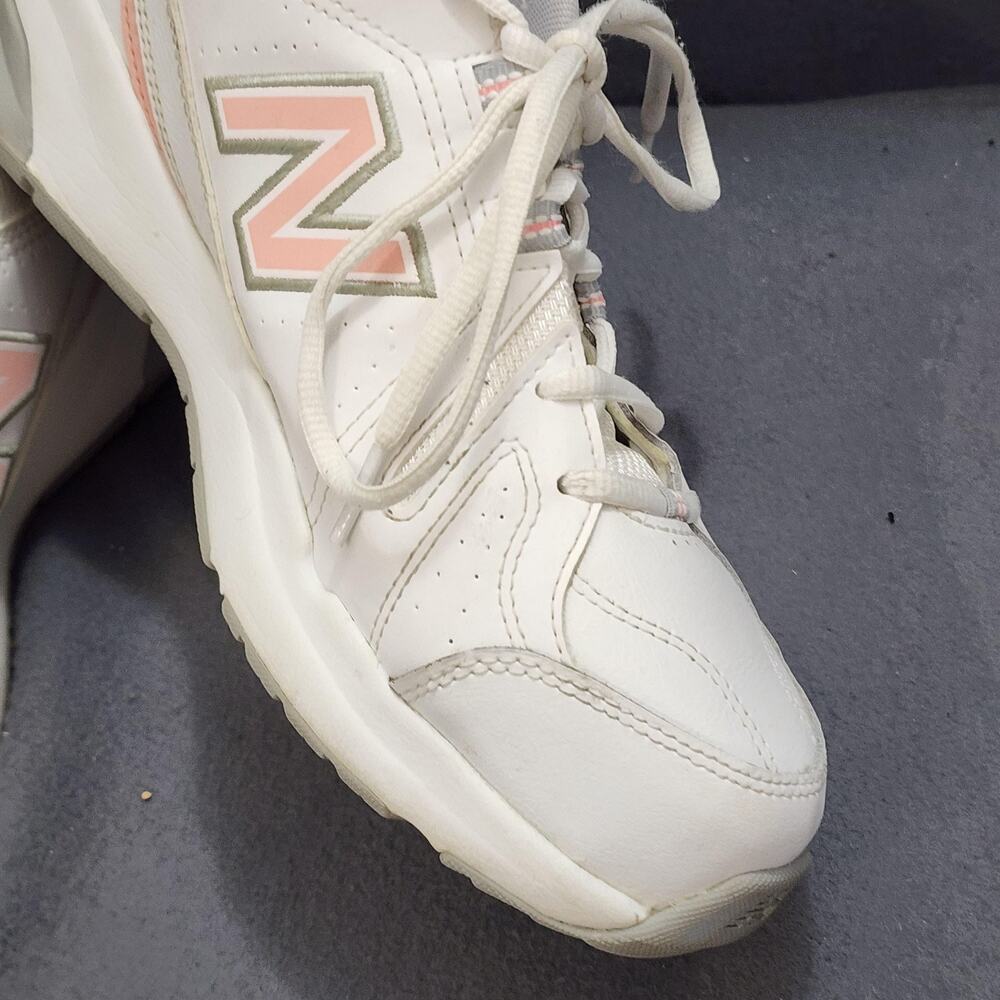 New Balance 608 Shoes Womens Size 10.5 White Pink Gray Leather ABZORB Walking - Picture 12 of 13